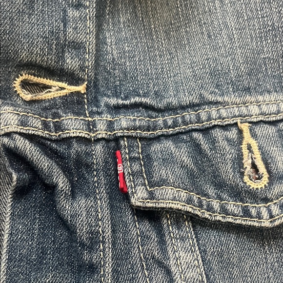 Levi's Classic Blue Denim Vintage Jacket - Picture 6 of 12